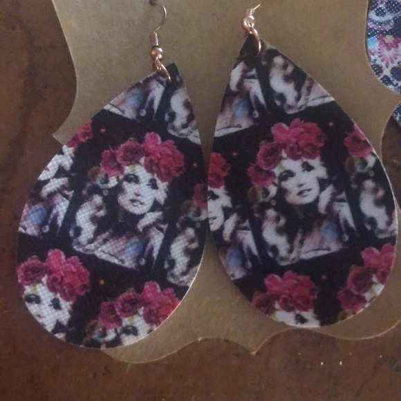 Leather Earrings - Picture 3 of 6